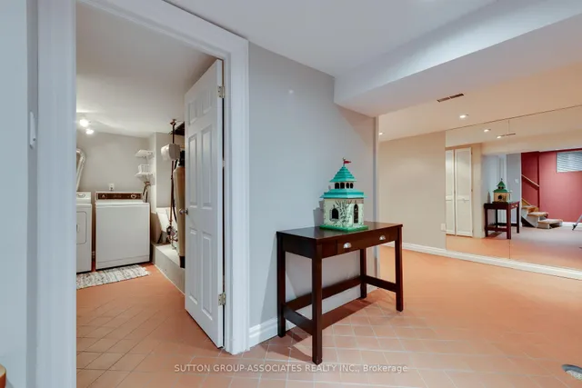 Additional image 33 of 425 Arlington Ave