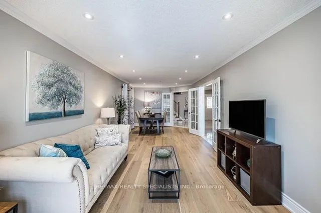 Additional image 5 of 6 Niles Crt