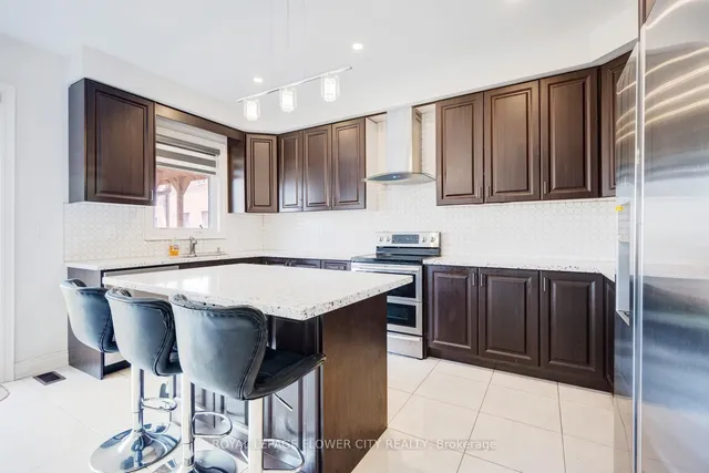 Additional image 9 of 6 PENLEA Gate