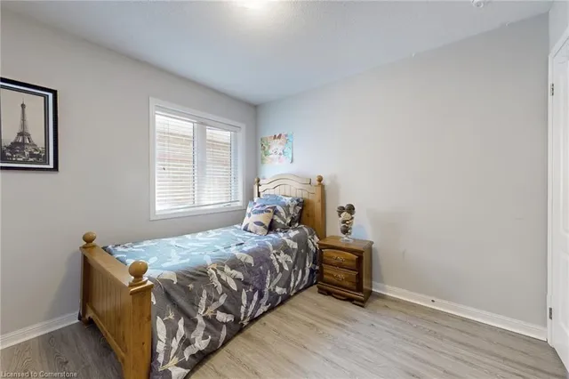 Additional image 31 of 125 Vanhorne Close