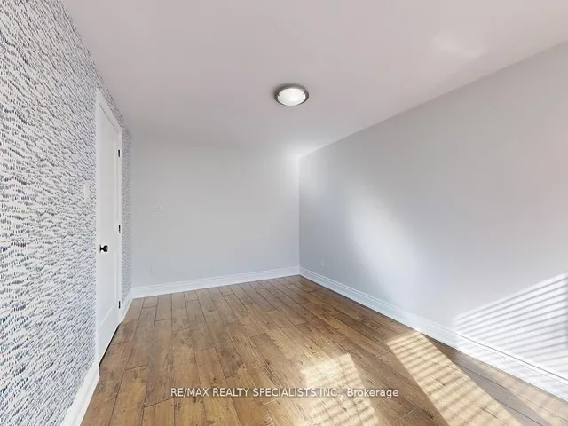 Additional image 22 of 34 Madoc Dr