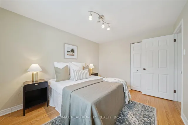 Additional image 20 of 14 Monmouth Crt