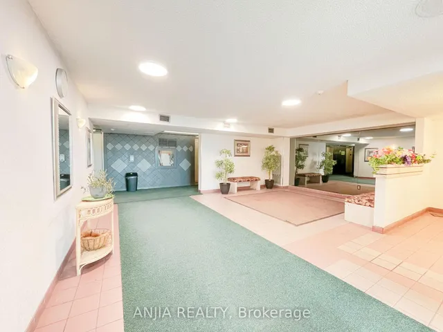 Additional image 5 of 15 Sewells Rd Unit PH3