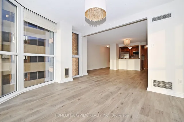 Additional image 12 of 1055 Bay St Unit 1111