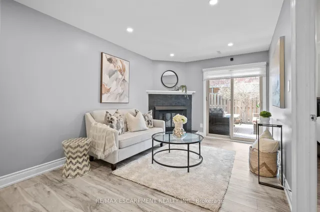 Additional image 31 of 955 King Rd Unit 7