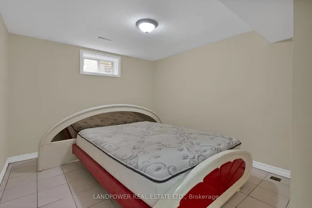 Additional image 40 of 11 Dunsdale Sq
