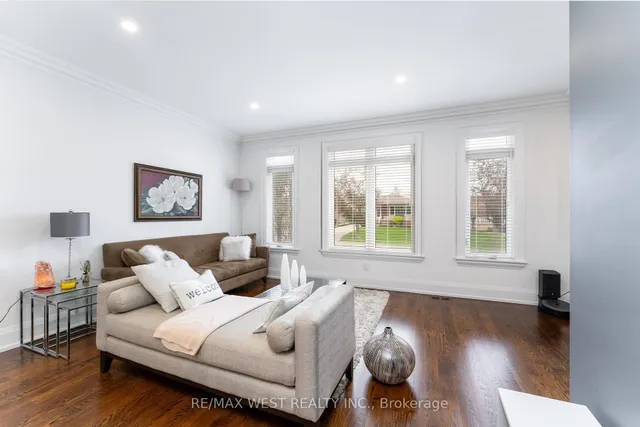 Additional image 5 of 1152 Glengrove Ave