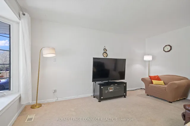 Additional image 11 of 4 Sundance Cres