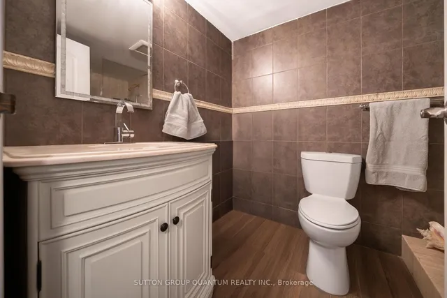 Additional image 26 of 55 Harbour Sq Unit 1113