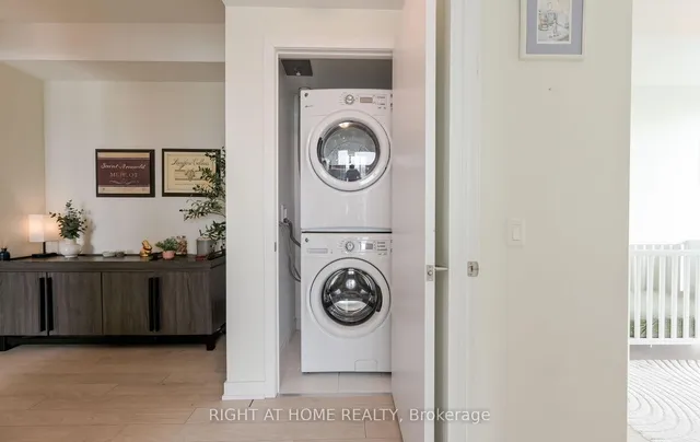 Additional image 34 of 10 Park Lawn Rd Unit 3507