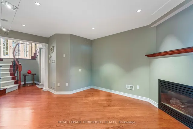 Additional image 40 of 197 La Rose Ave Unit 18