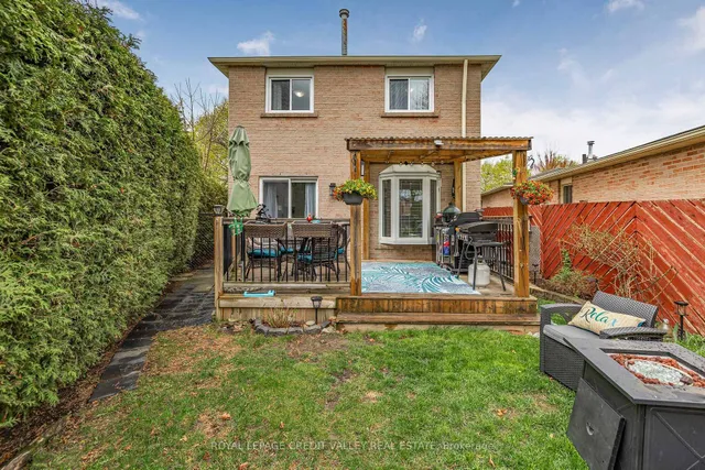 Additional image 35 of 65 Martindale Cres