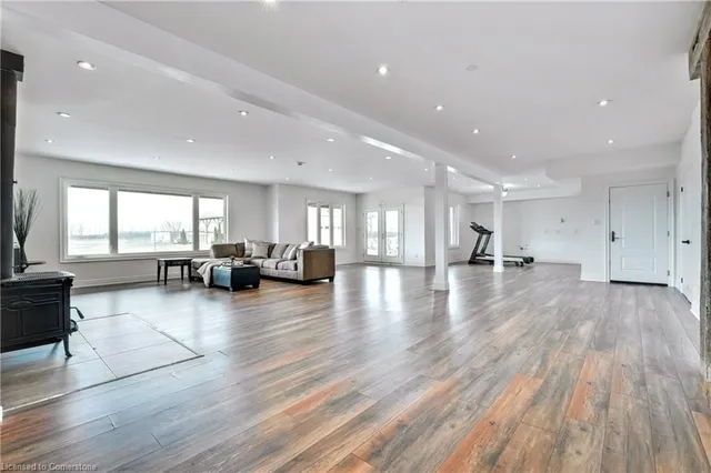 Additional image 39 of 1130 Ridge Rd