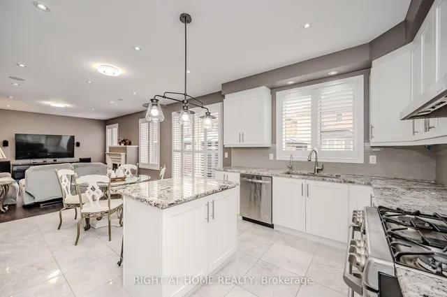 Additional image 11 of 64 Kalmia Rd