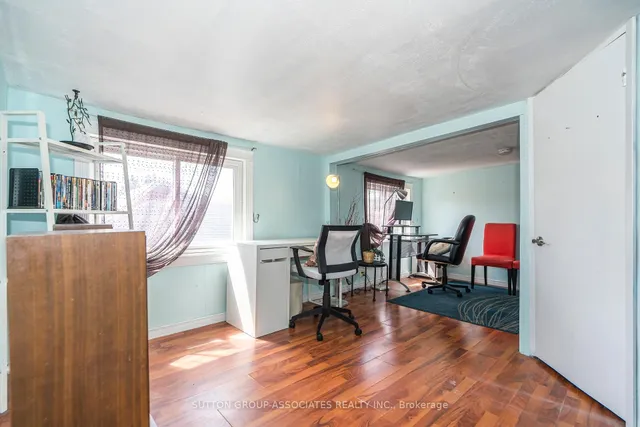 Additional image 26 of 16 North Bonnington Ave