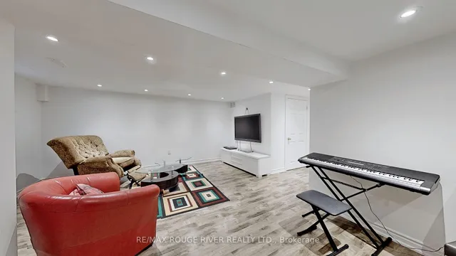 Additional image 32 of 112 Billington Cres