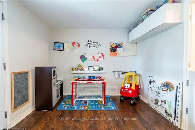 Additional image 27 of 1397 Allangrove Dr