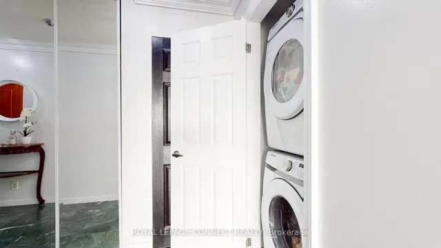 Additional image 4 of 18 Lee Centre Dr Unit 1506