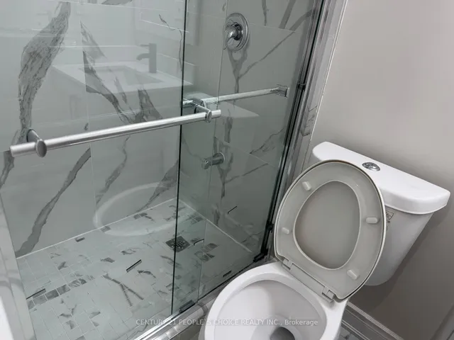 Additional image 14 of 6862 Darcel Ave