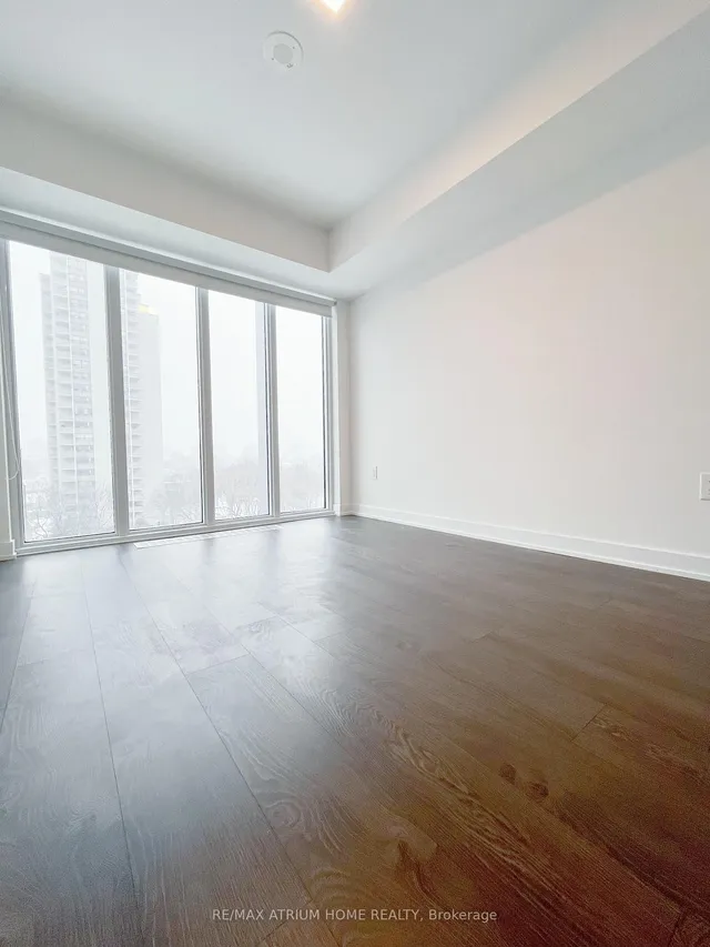 Additional image 21 of 50 Mccaul St Unit 816