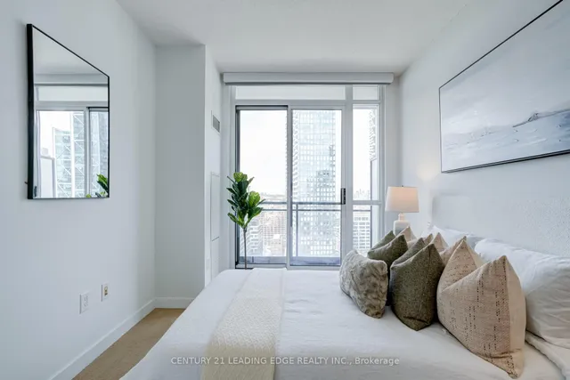 Additional image 35 of 25 Capreol Crt Unit 3206