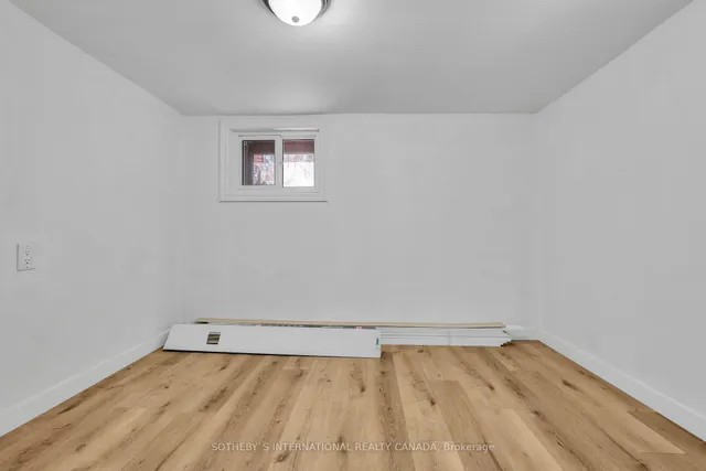 Additional image 34 of 43 Burnfield Ave