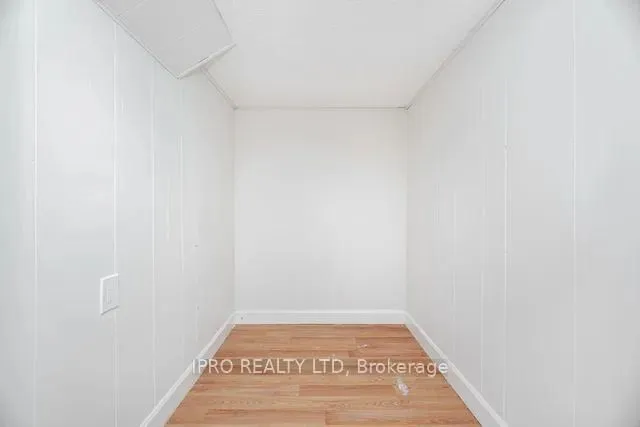 Additional image 38 of 42 Hillside Dr