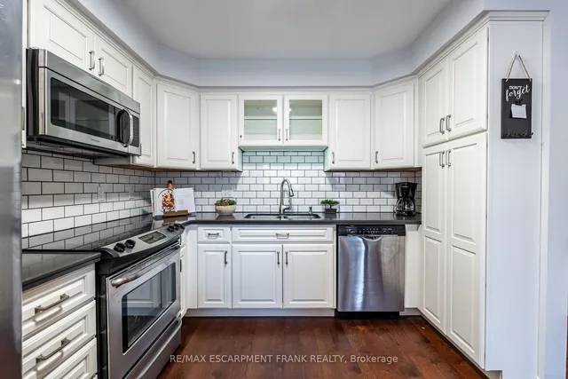 Additional image 17 of 83 Foxborough Dr