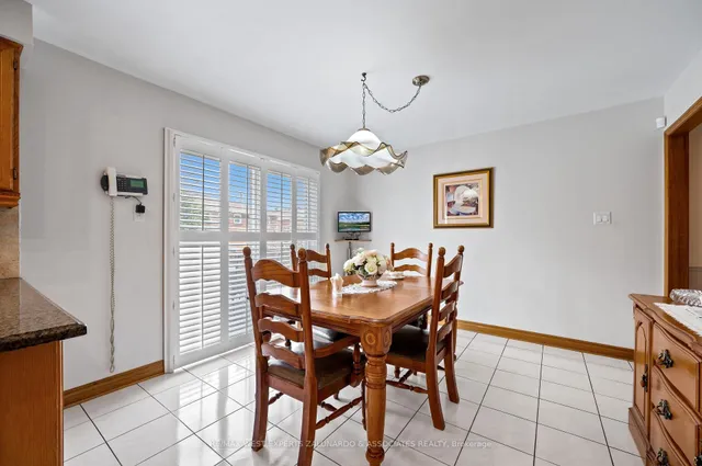 Additional image 16 of 157 Sunforest Dr