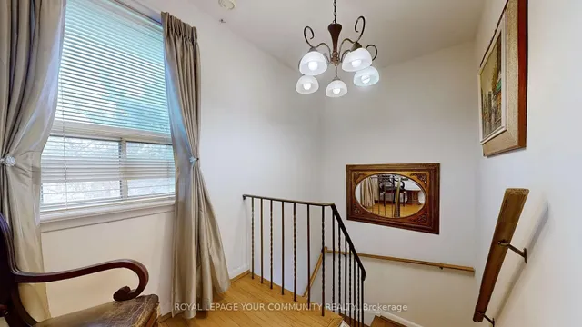 Additional image 26 of 50 Athabaska Ave