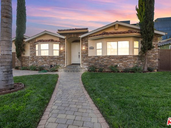 4721 Buffalo Ave, Sherman Oaks, CA 91423