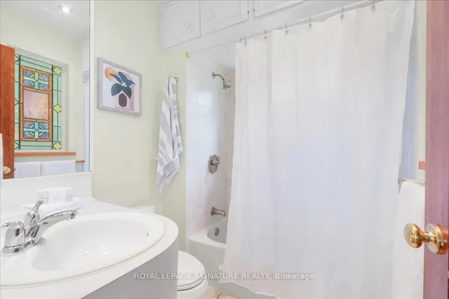 Additional image 28 of 5 Royal York Rd