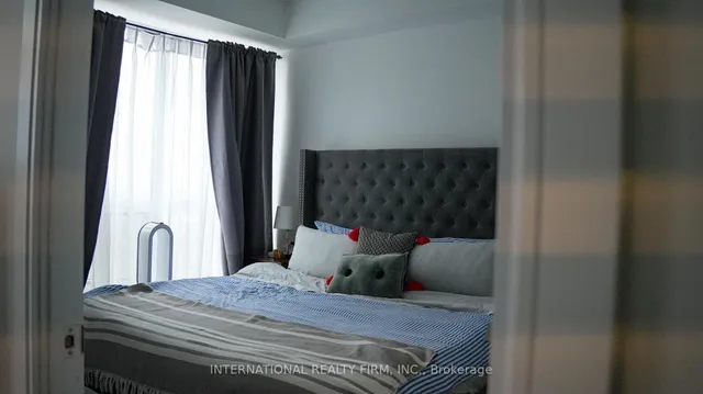 Additional image 15 of 255 Village Green Sq Unit 3104