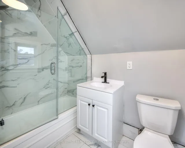 Additional image 31 of 19 Clarence Pl
