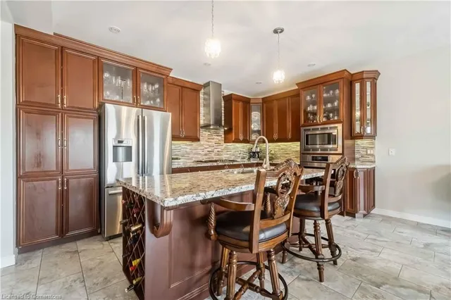 Additional image 28 of 100 Kingsview Dr