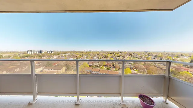 Additional image 18 of 15 Torrance Rd Unit 1401