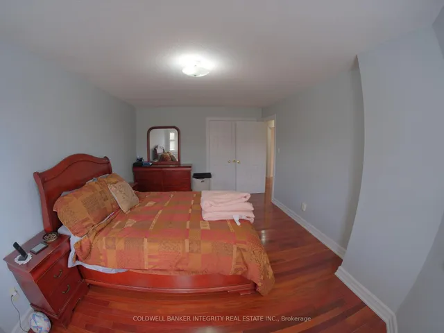 Additional image 7 of 2814 Guilford Cres