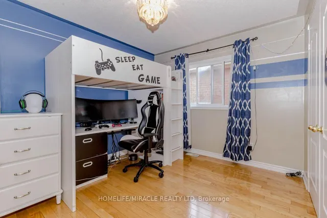 Additional image 30 of 38 Heartleaf Cres