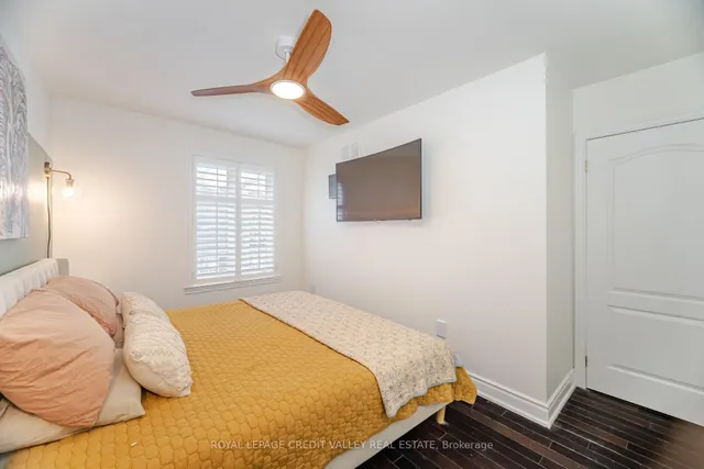 Additional image 20 of 165 Islington Ave