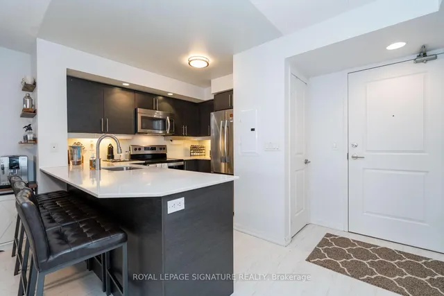 Additional image 5 of 75 East Liberty St Unit 819