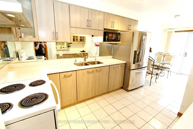 Additional image 12 of 19 Sandyhook Sq