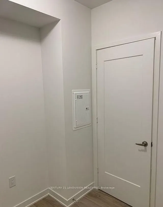 Additional image 14 of 121 Lower Sherbourne St Unit 644 SW