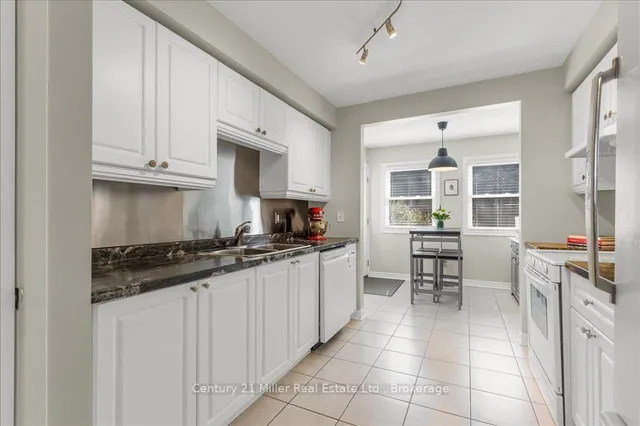 Additional image 5 of 1310 Hampton St Unit 19