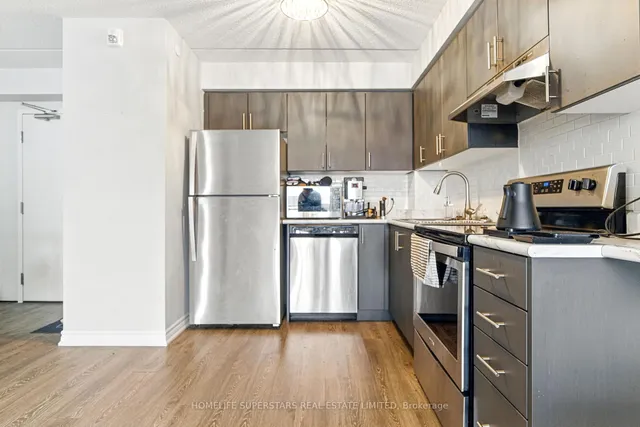 Additional image 7 of 716 Main St Unit 1006