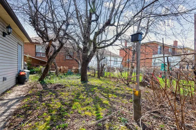 Additional image 35 of 924 Glencairn Ave