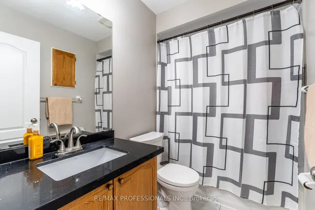 Additional image 15 of 96 Lake Louise Dr