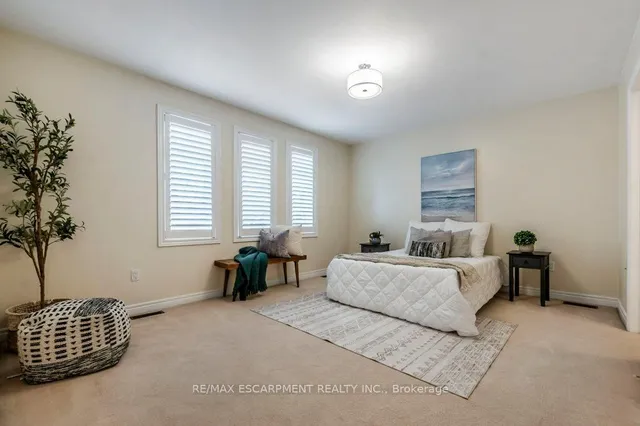 Additional image 27 of 8 Hackney Crt