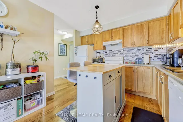 Additional image 7 of 2464 Weston Rd Unit 201