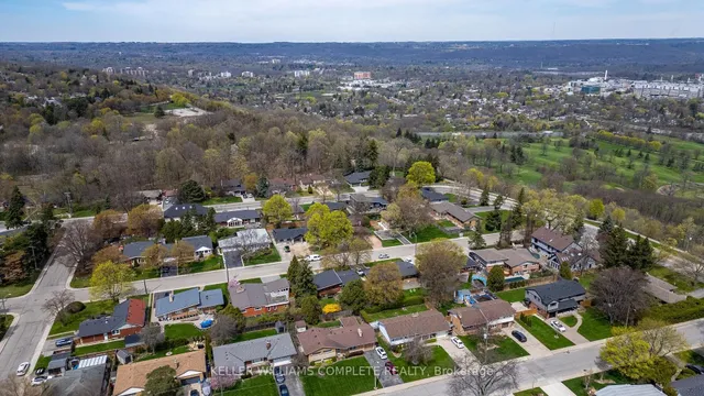 Additional image 35 of 16 West 34th St