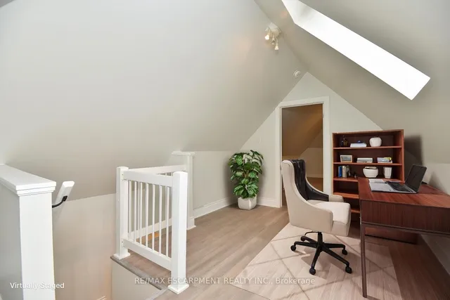 Additional image 34 of 66 Erie Ave